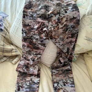 lululemon athletica Bottoms - Multicolor Pattern